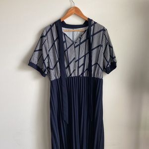 SHEIN Curve Navy Pleated Dress